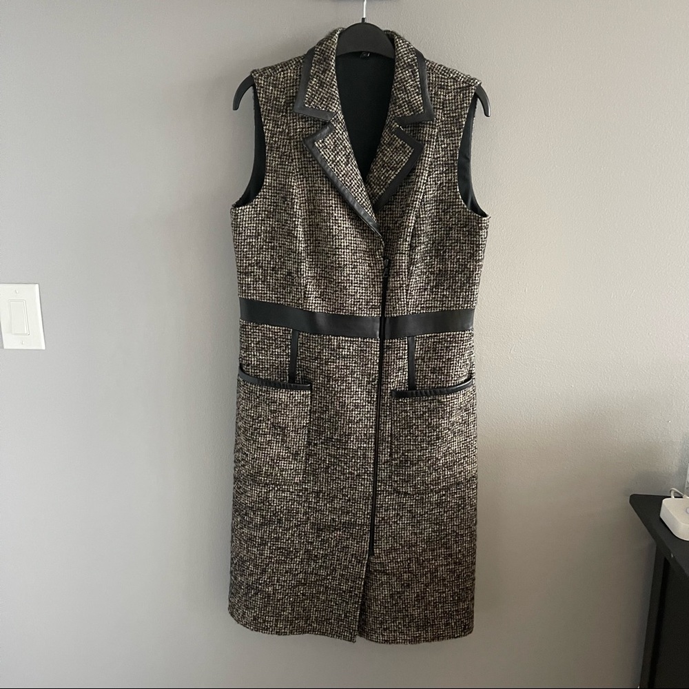 Judith & Charles tweed zip up vest/dress